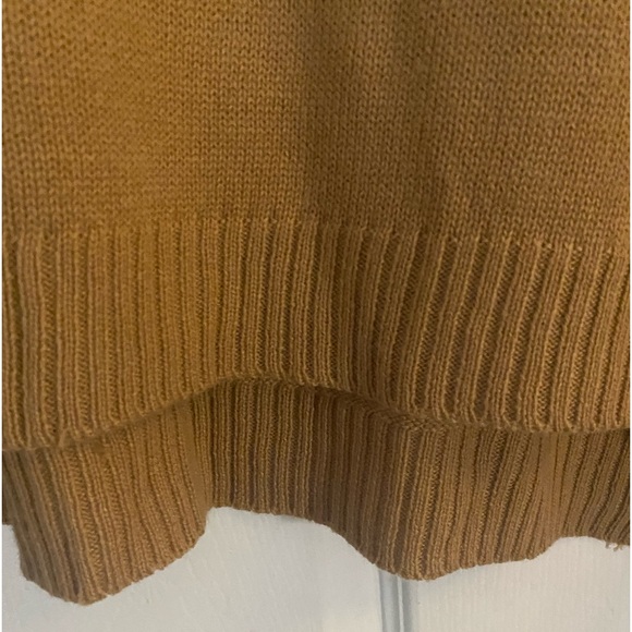 Women’s fall sweater/soft, comfortable and cozy. - Picture 4 of 7